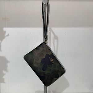 NWT Coach Camouflage Wristlet